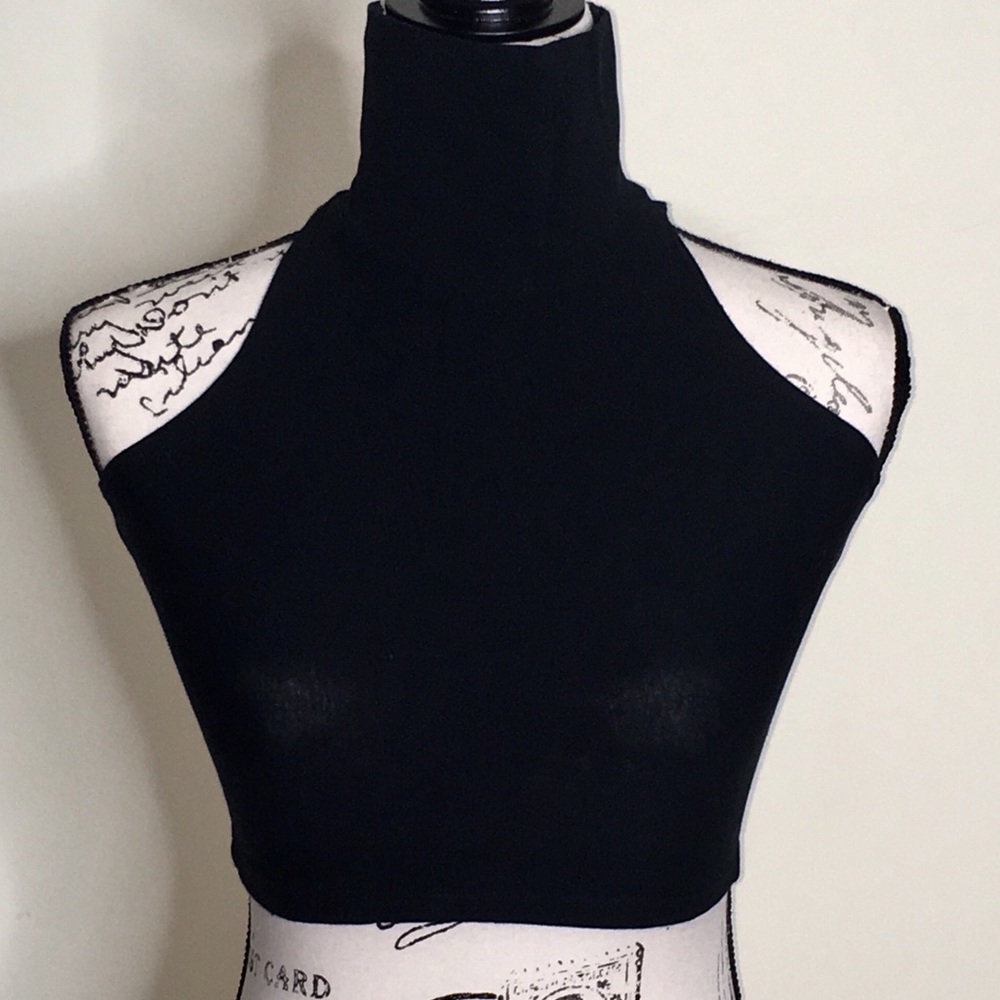 Women’s cropped turtleneck